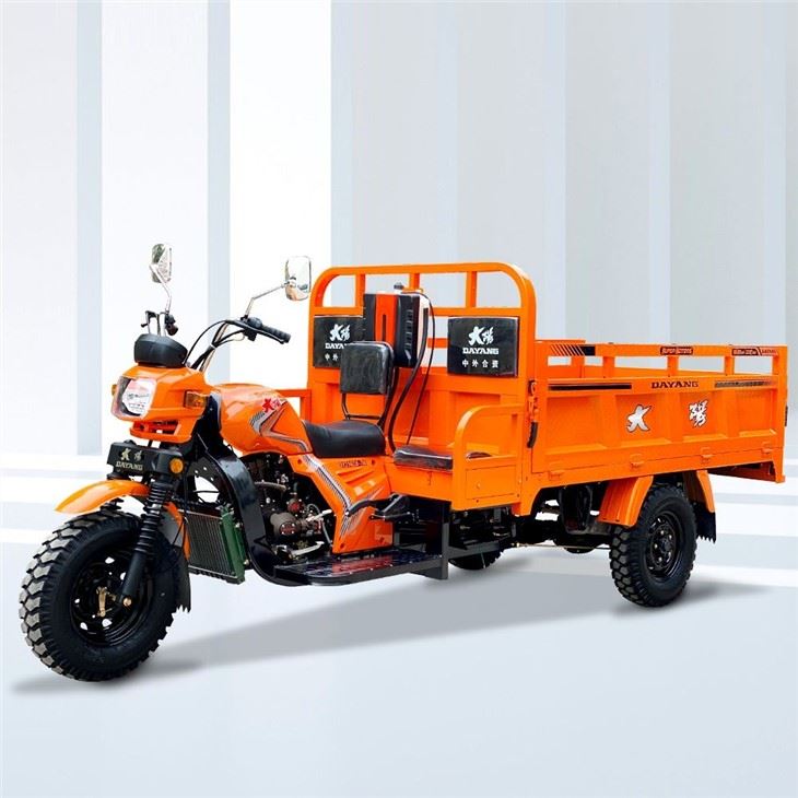 Hidraulički motor na tri kotača od 200 ccm